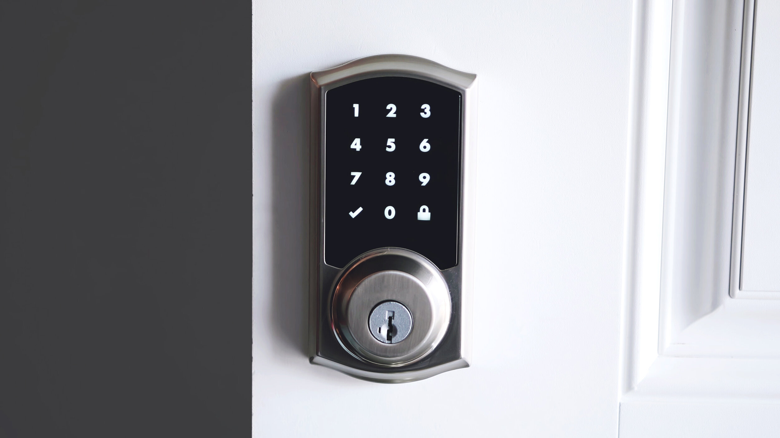 Digital door lock- adding a touch of technology towards your safer house